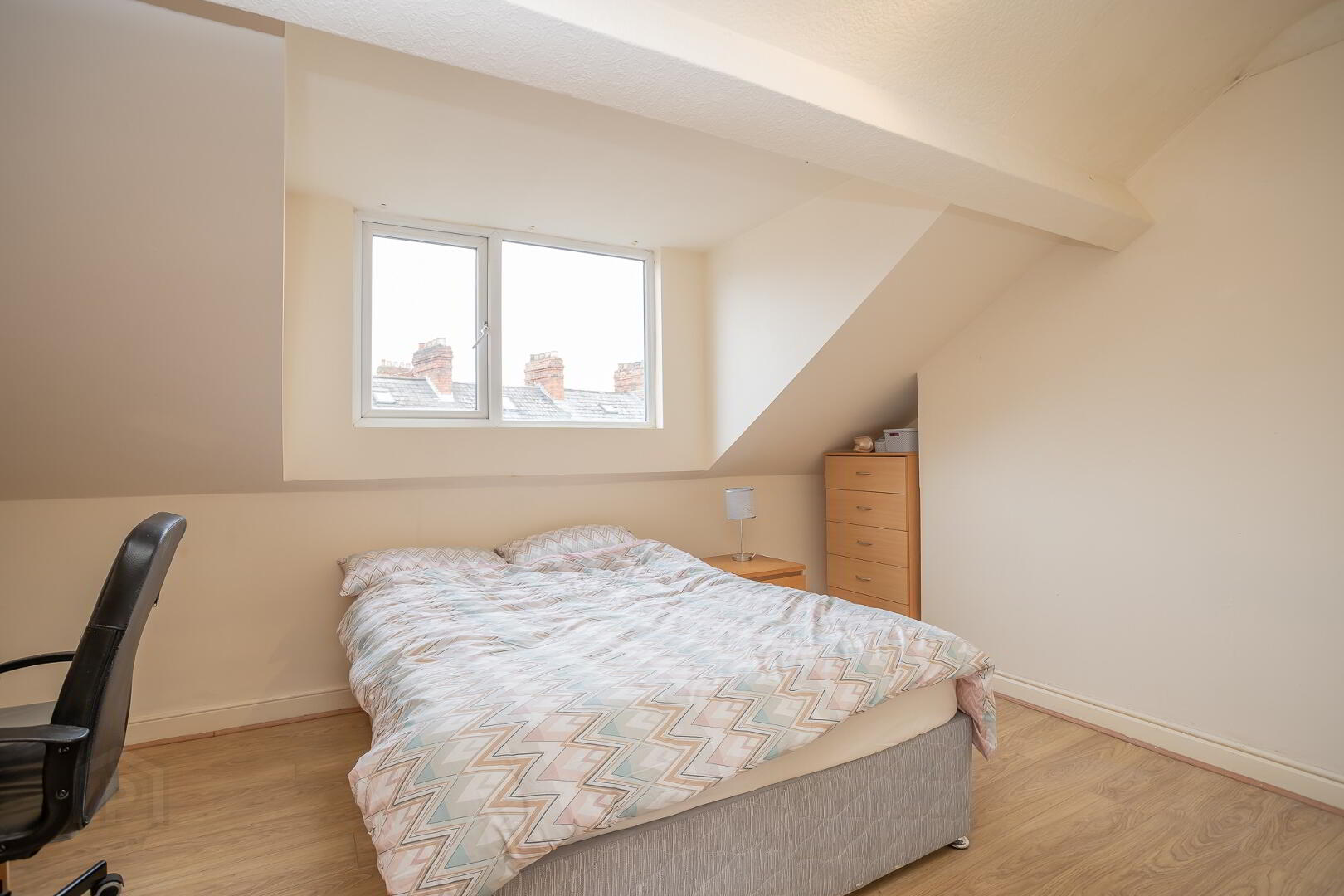 Ridgeway Street 15 of 16