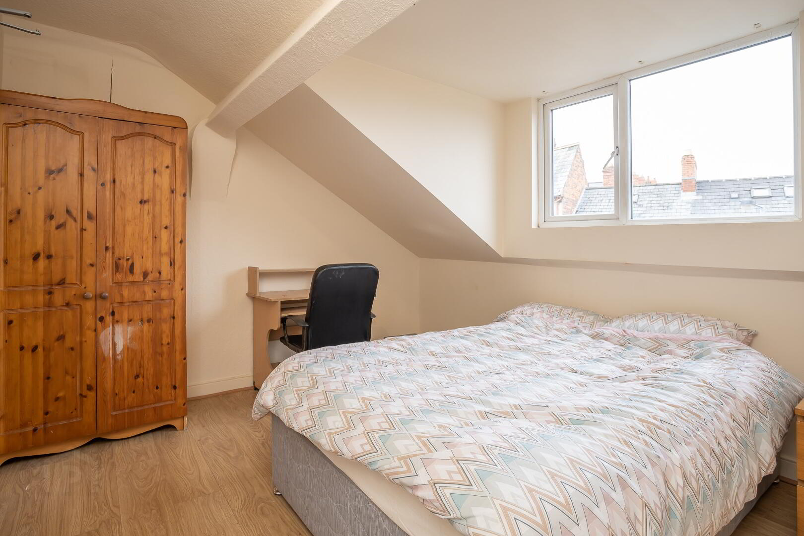 Ridgeway Street 16 of 16