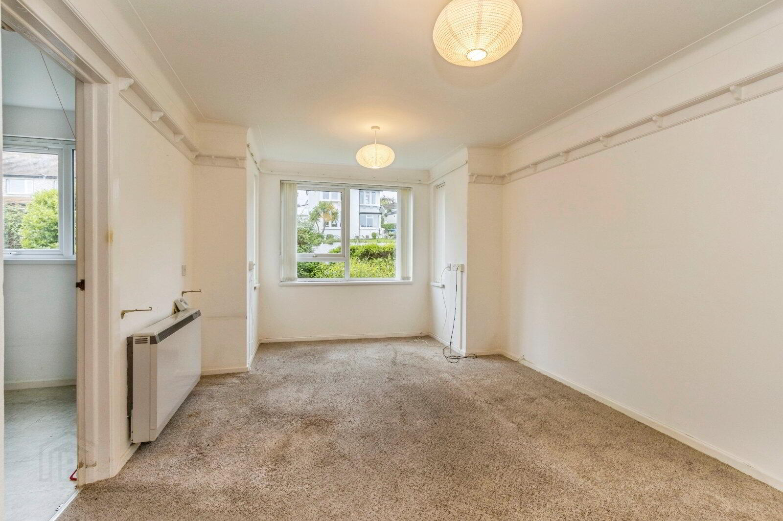13 Ballyholme Court 4 of 13