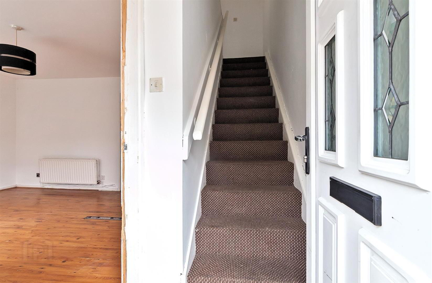 5 Whitewell Road 3 of 17