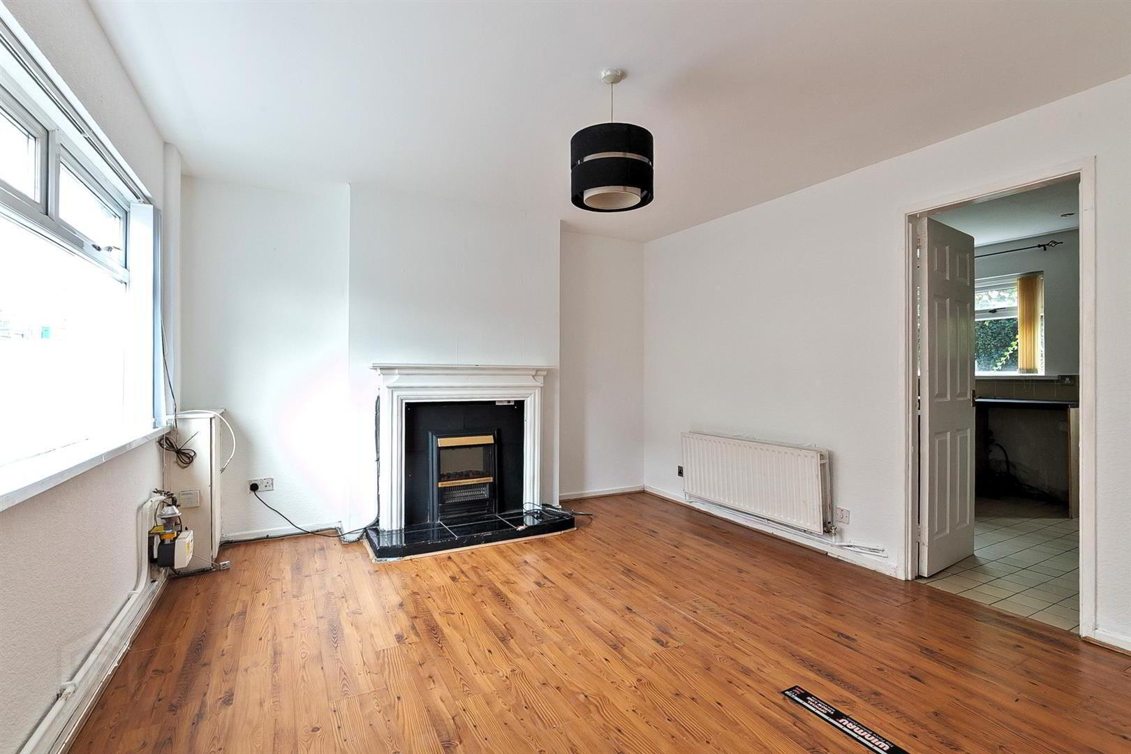 5 Whitewell Road 5 of 17