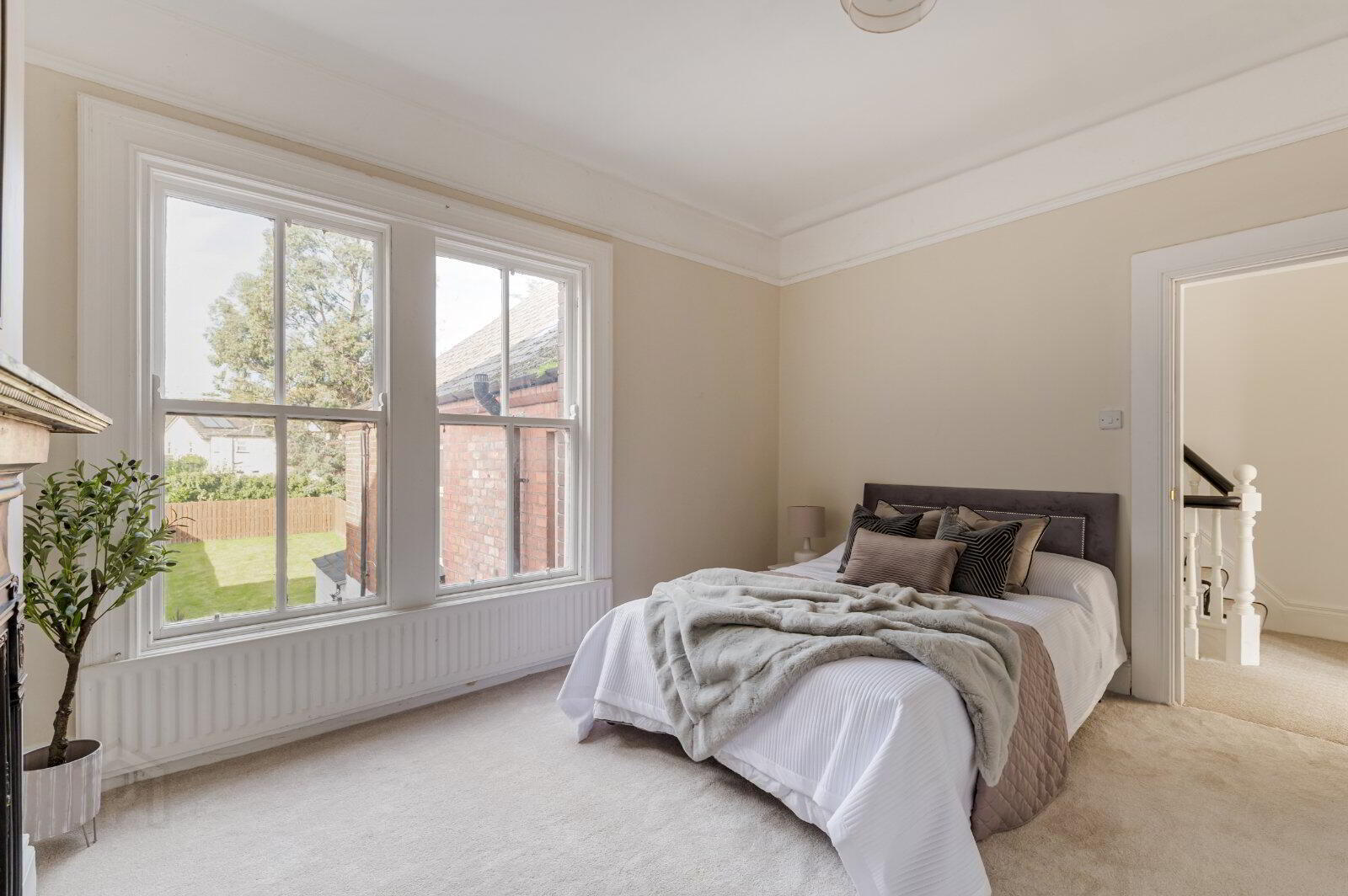 504 Upper Newtownards Road 21 of 35