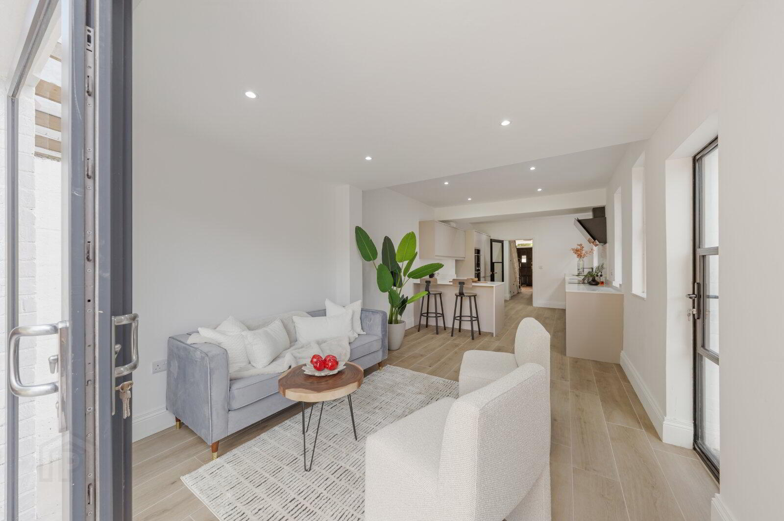 504 Upper Newtownards Road 14 of 35