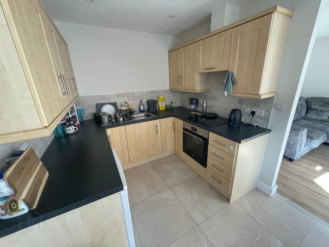 203 College Court Central 6 of 12