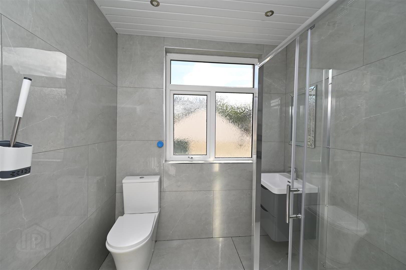 50 Lisburn Avenue 6 of 9