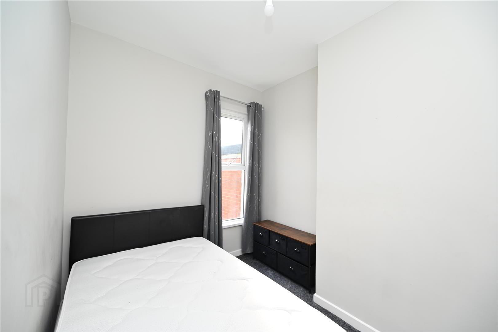 50 Lisburn Avenue 8 of 9