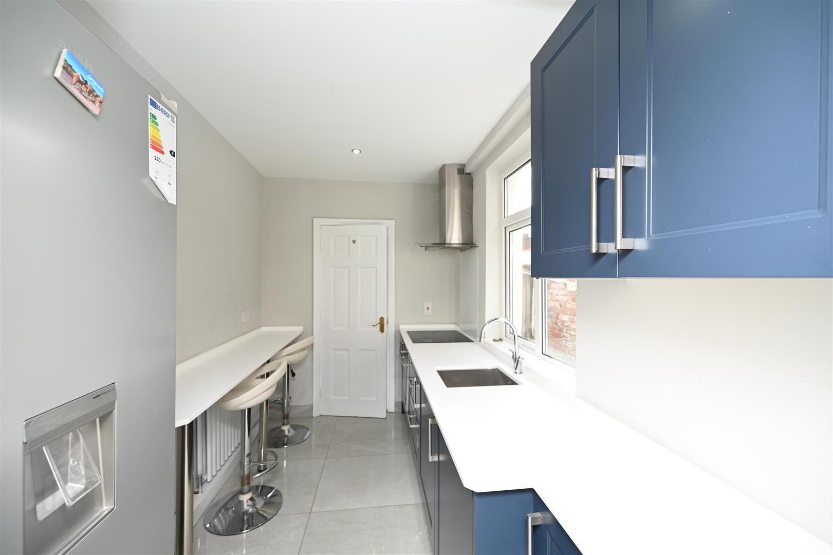 50 Lisburn Avenue 4 of 9