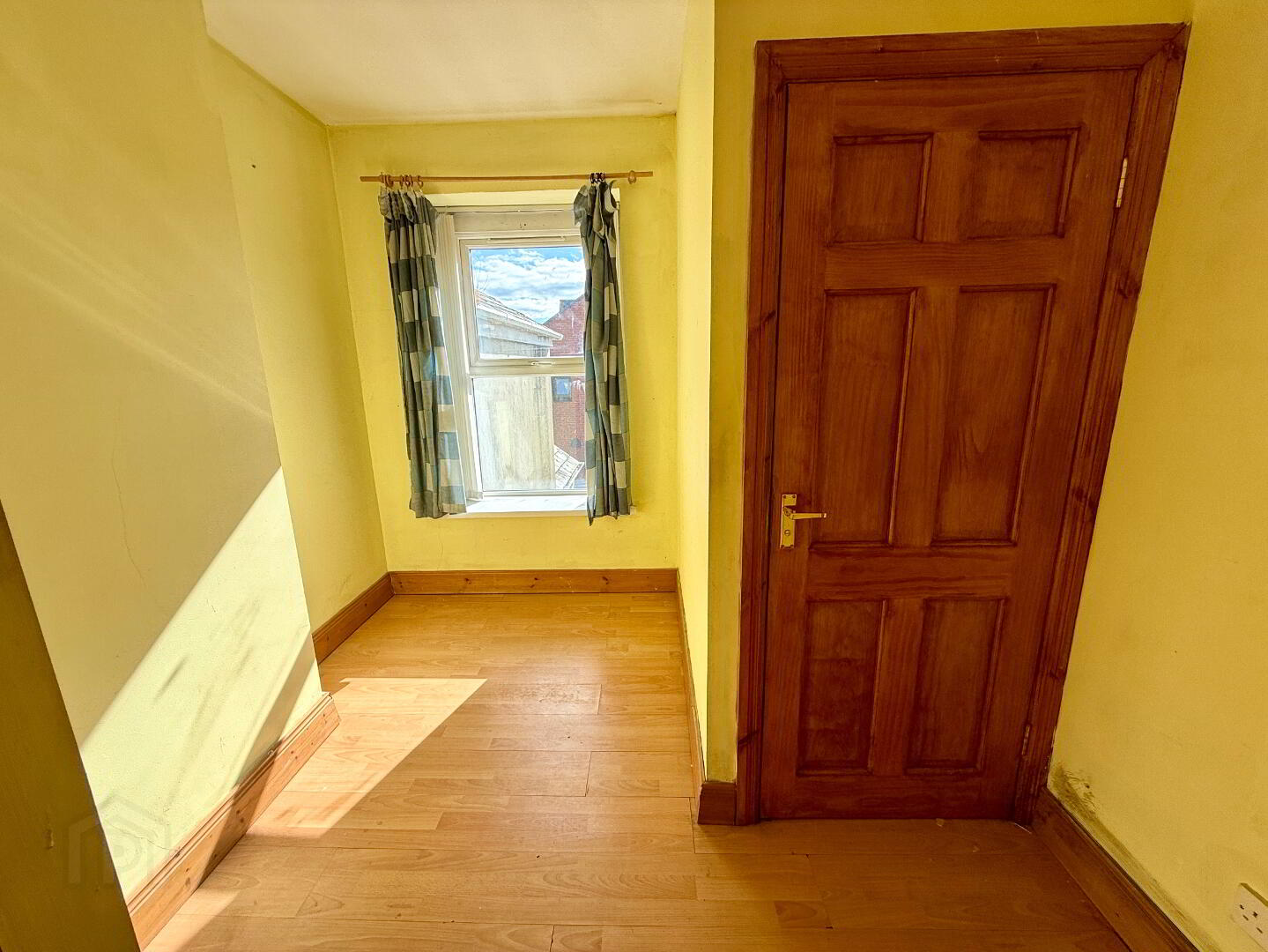 24 Argyle Terrace 21 of 26
