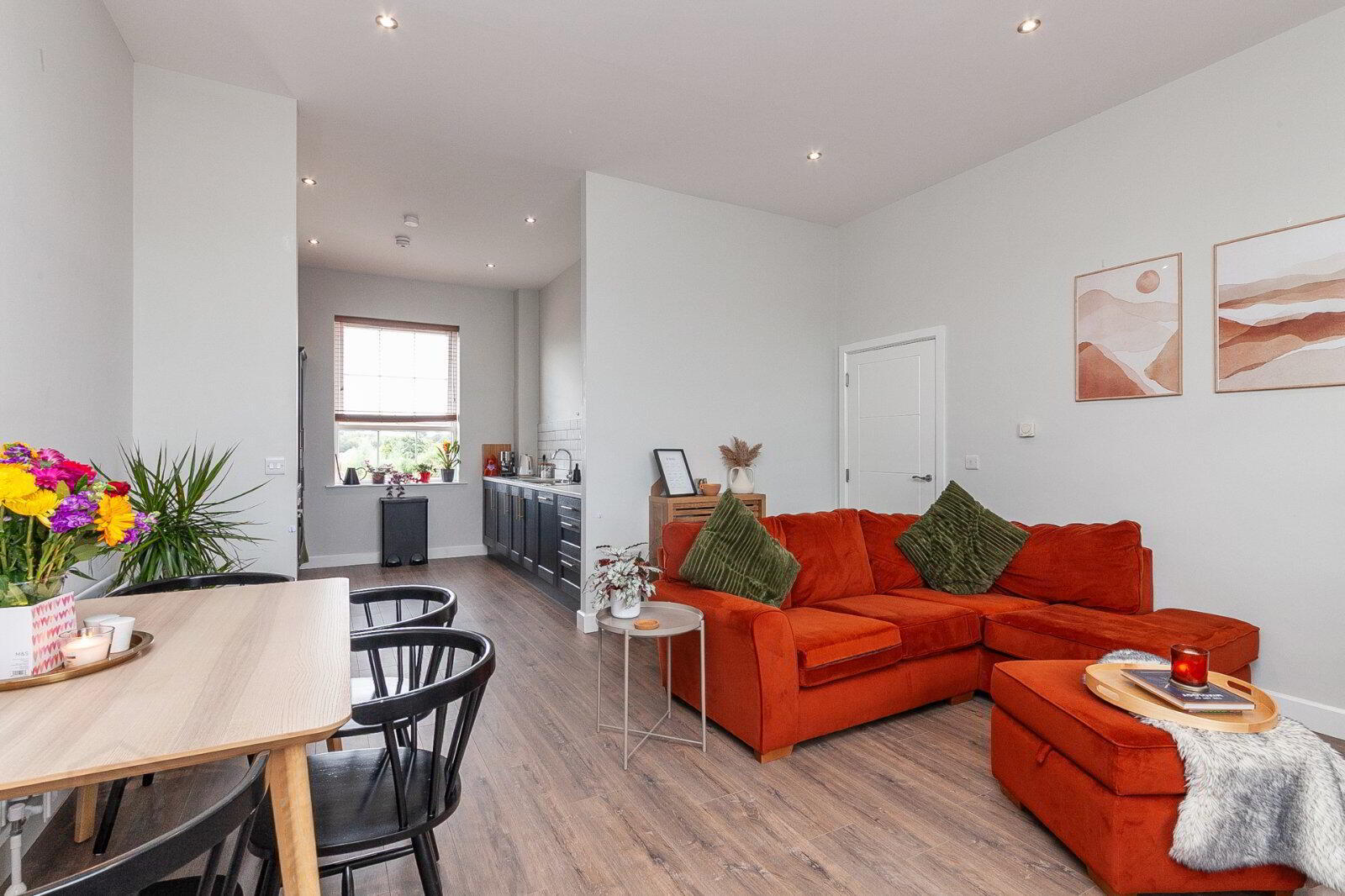 Apartment 8 49 Ayrshire Road 4 of 10
