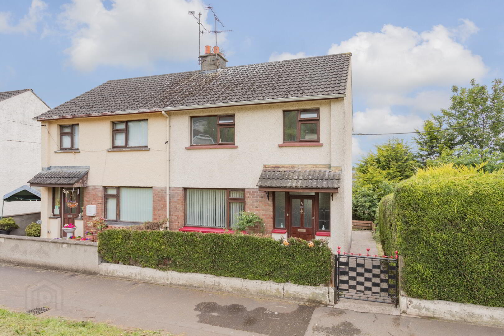 36 Cunninghams Lane 1 of 37