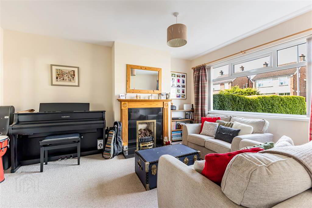 7 Wellington Gardens 4 of 28
