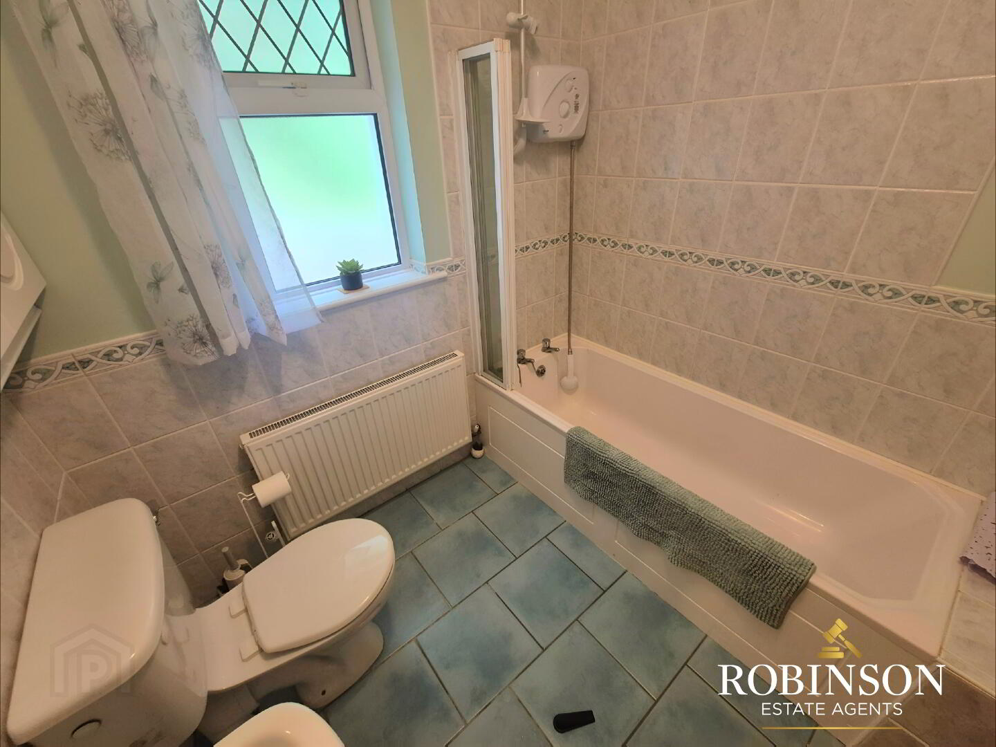 4/5 Bedroom Detached House, Meenreagh 14 of 15