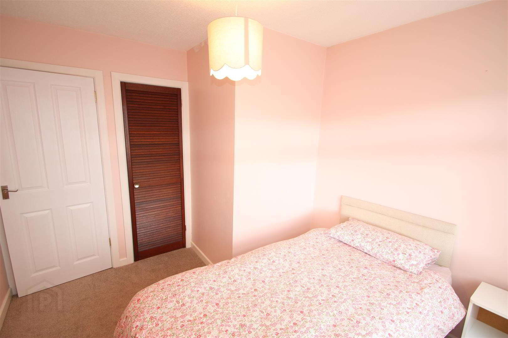 24 Tobarmore Park 18 of 22