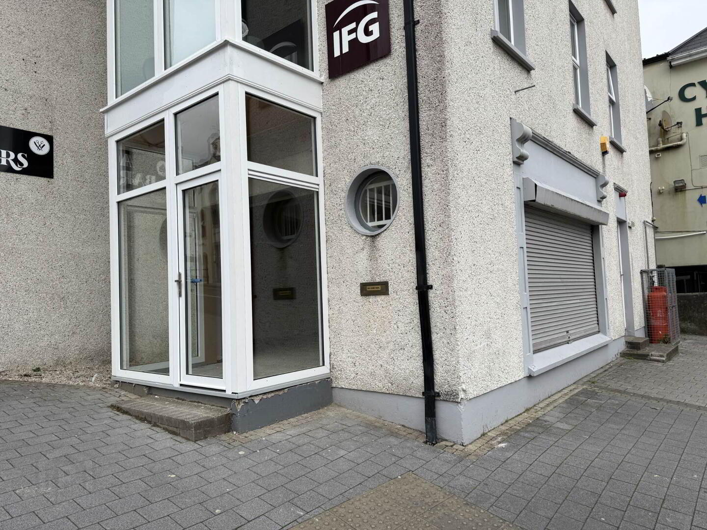 Unit 6, Oliver Plunkett Road 1 of 2