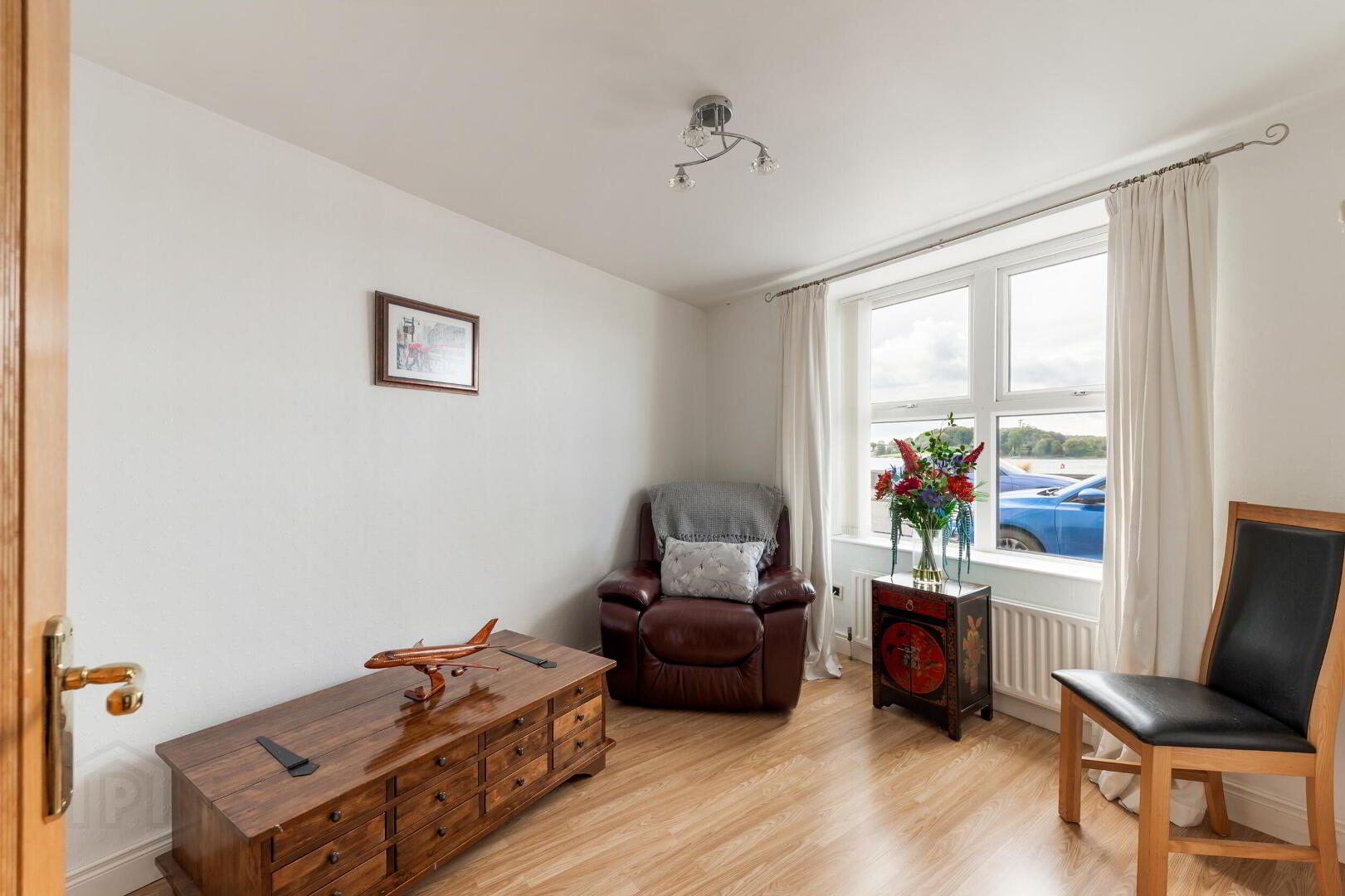 26 Shore Road 11 of 35