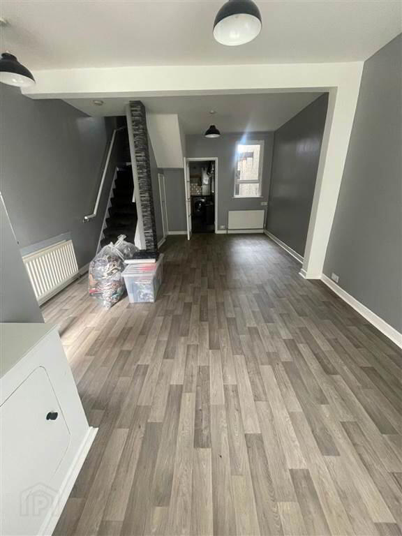 51 Mountcollyer Avenue 4 of 12