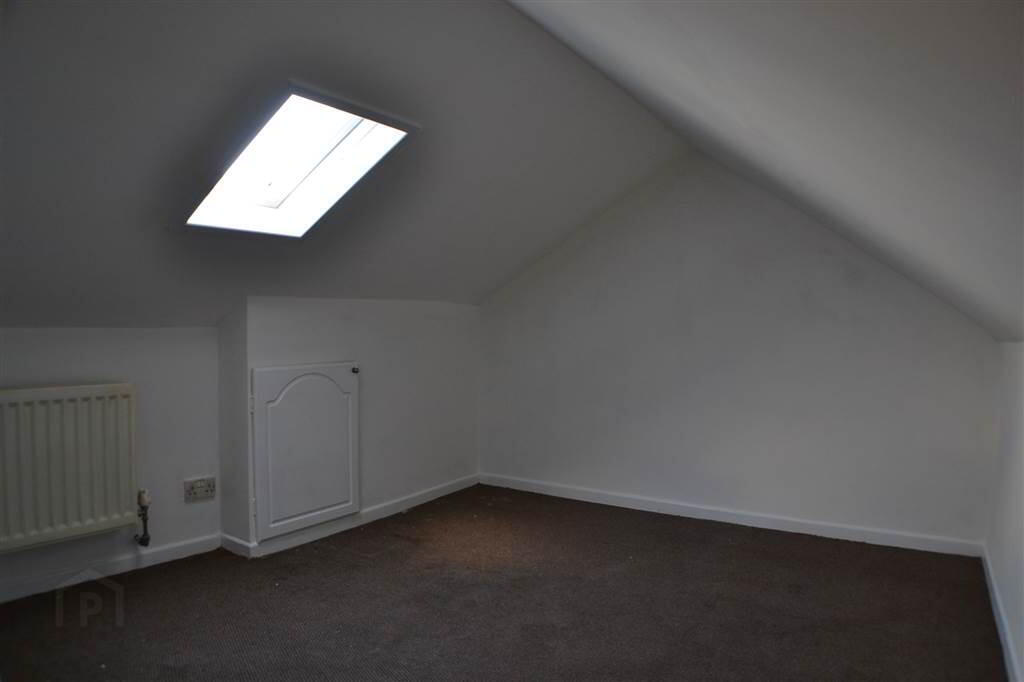 51 Mountcollyer Avenue 6 of 12