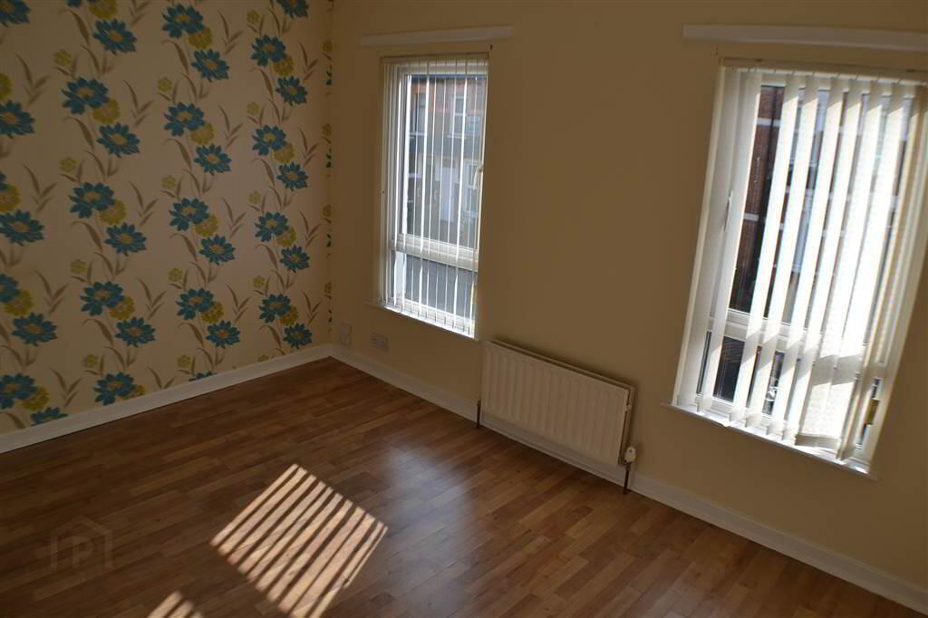 51 Mountcollyer Avenue 9 of 12