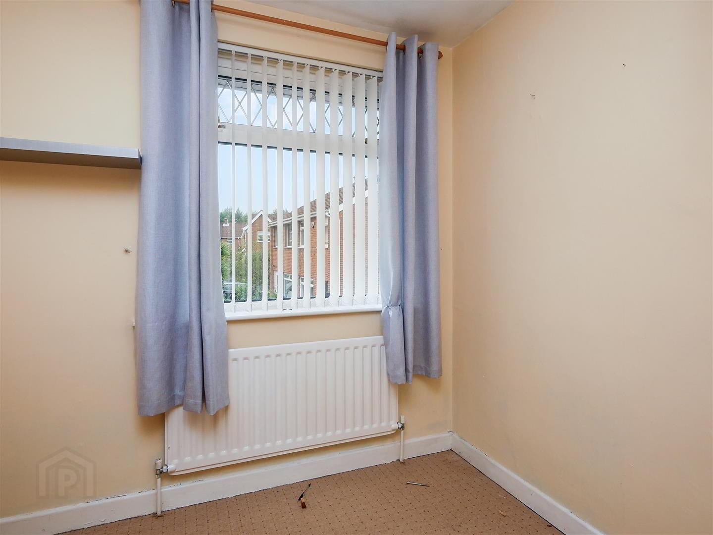 9 Woodbreda Gardens 8 of 14