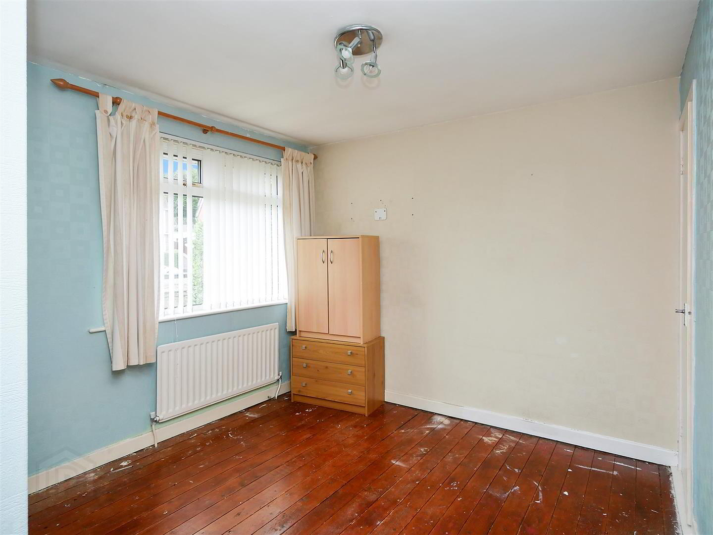 9 Woodbreda Gardens 7 of 14