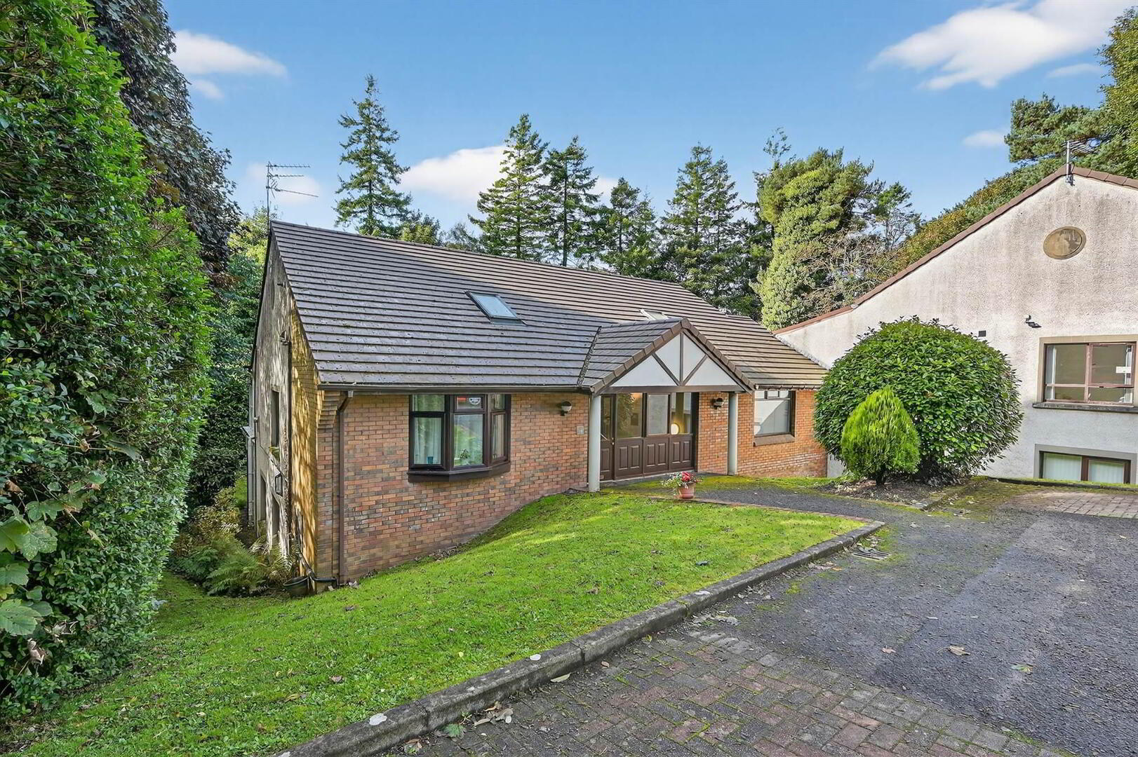 15 Kings Vale 1 of 21