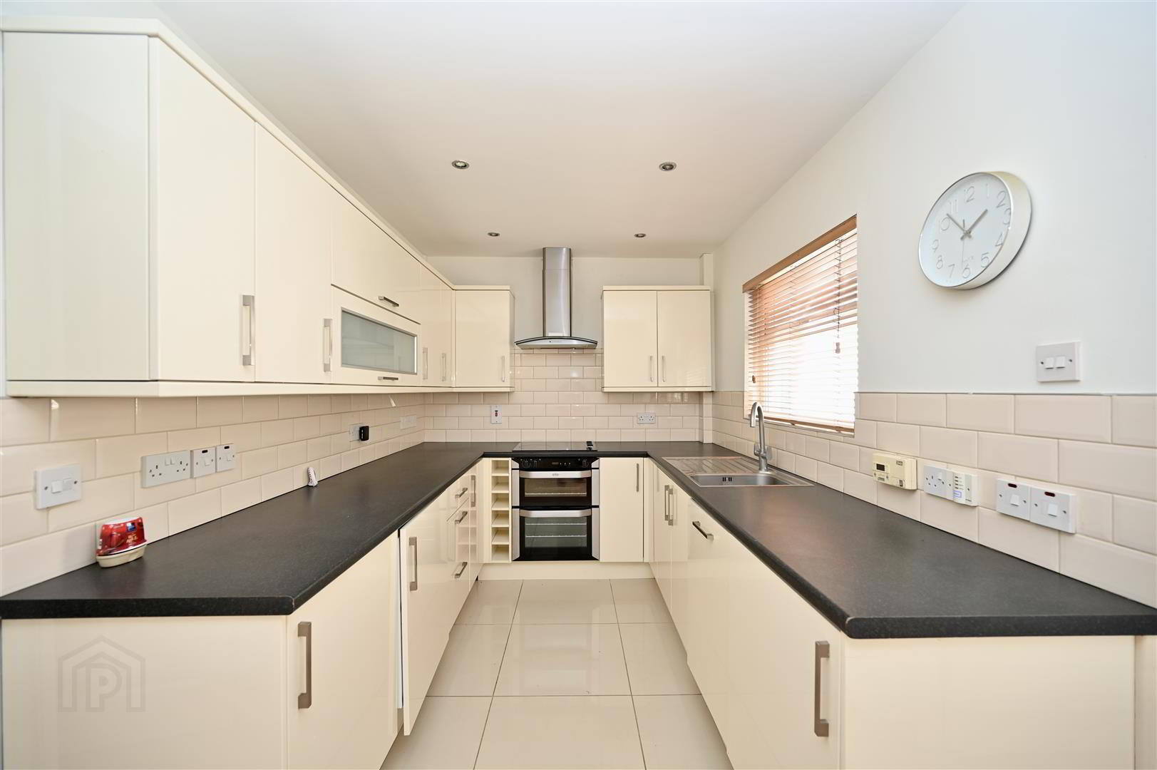 24 St. James's Place 4 of 10