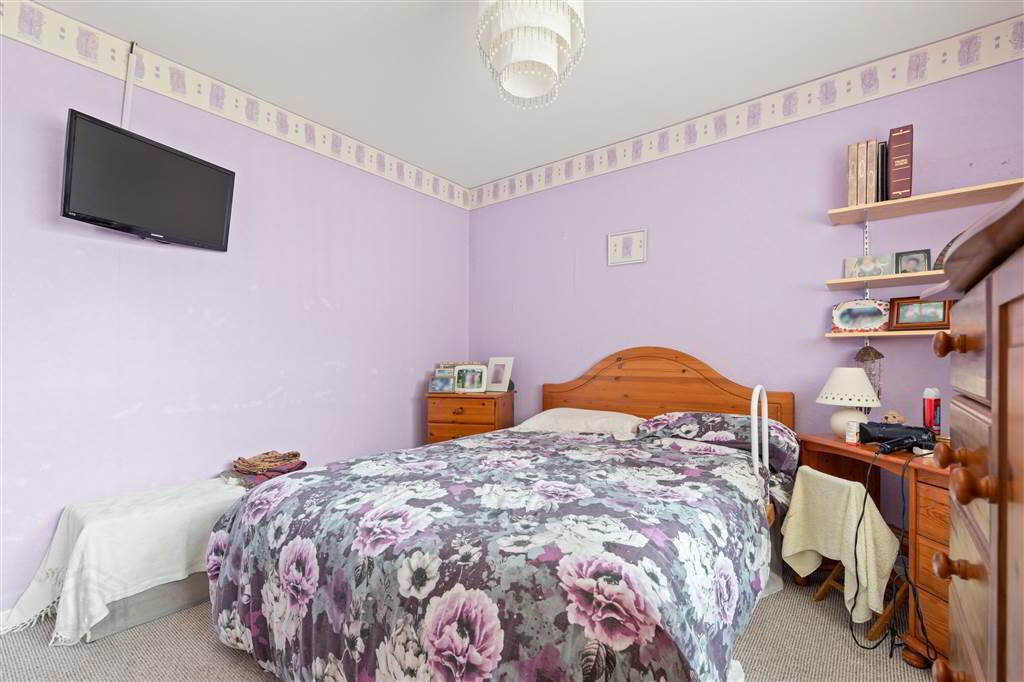 72 Inchkeith Road 17 of 33