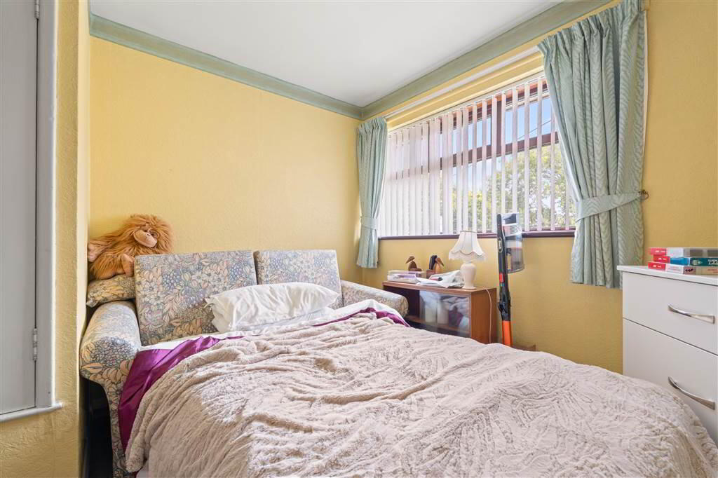 72 Inchkeith Road 20 of 33