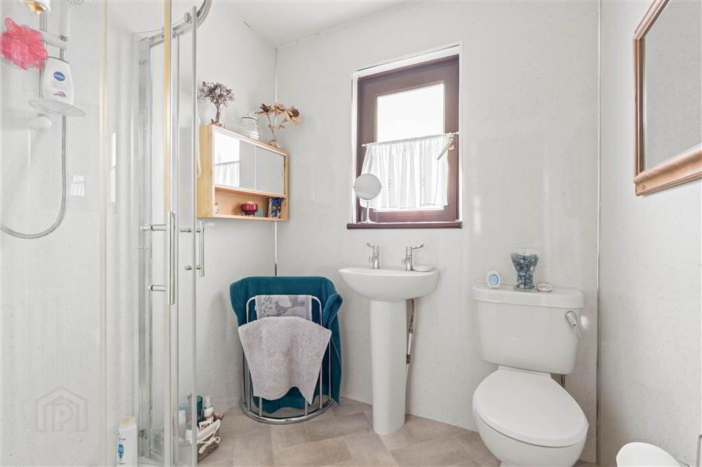 72 Inchkeith Road 22 of 33