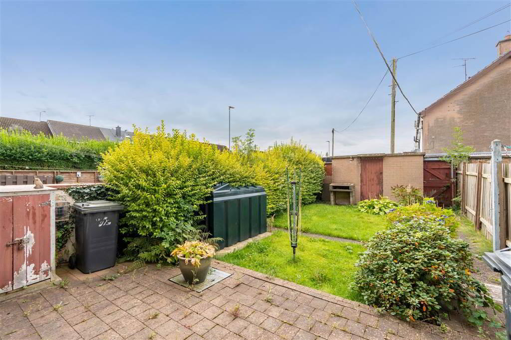 72 Inchkeith Road 25 of 33