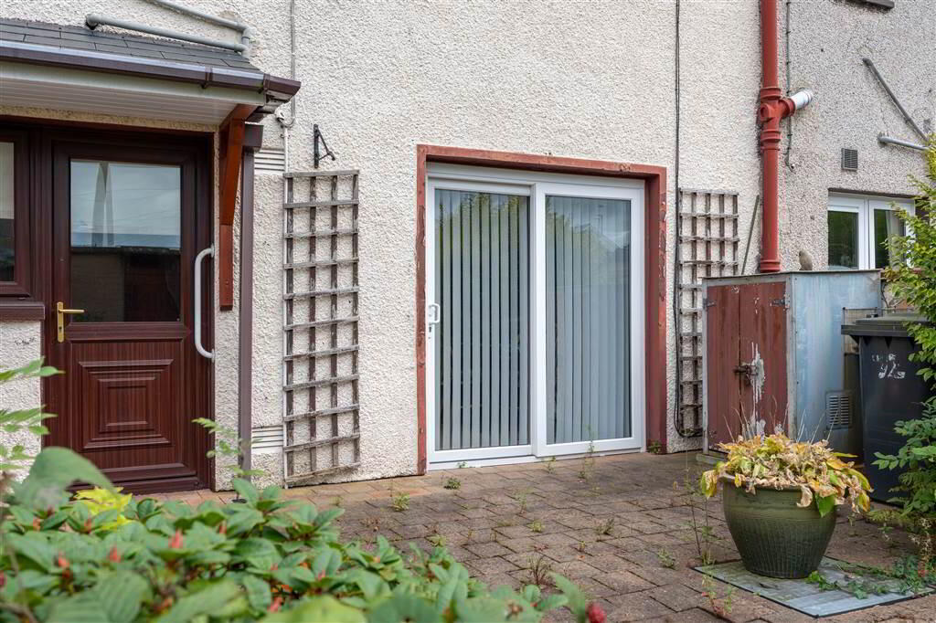 72 Inchkeith Road 27 of 33