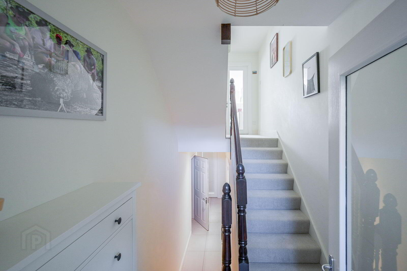 23 Belvedere Manor 5 of 31