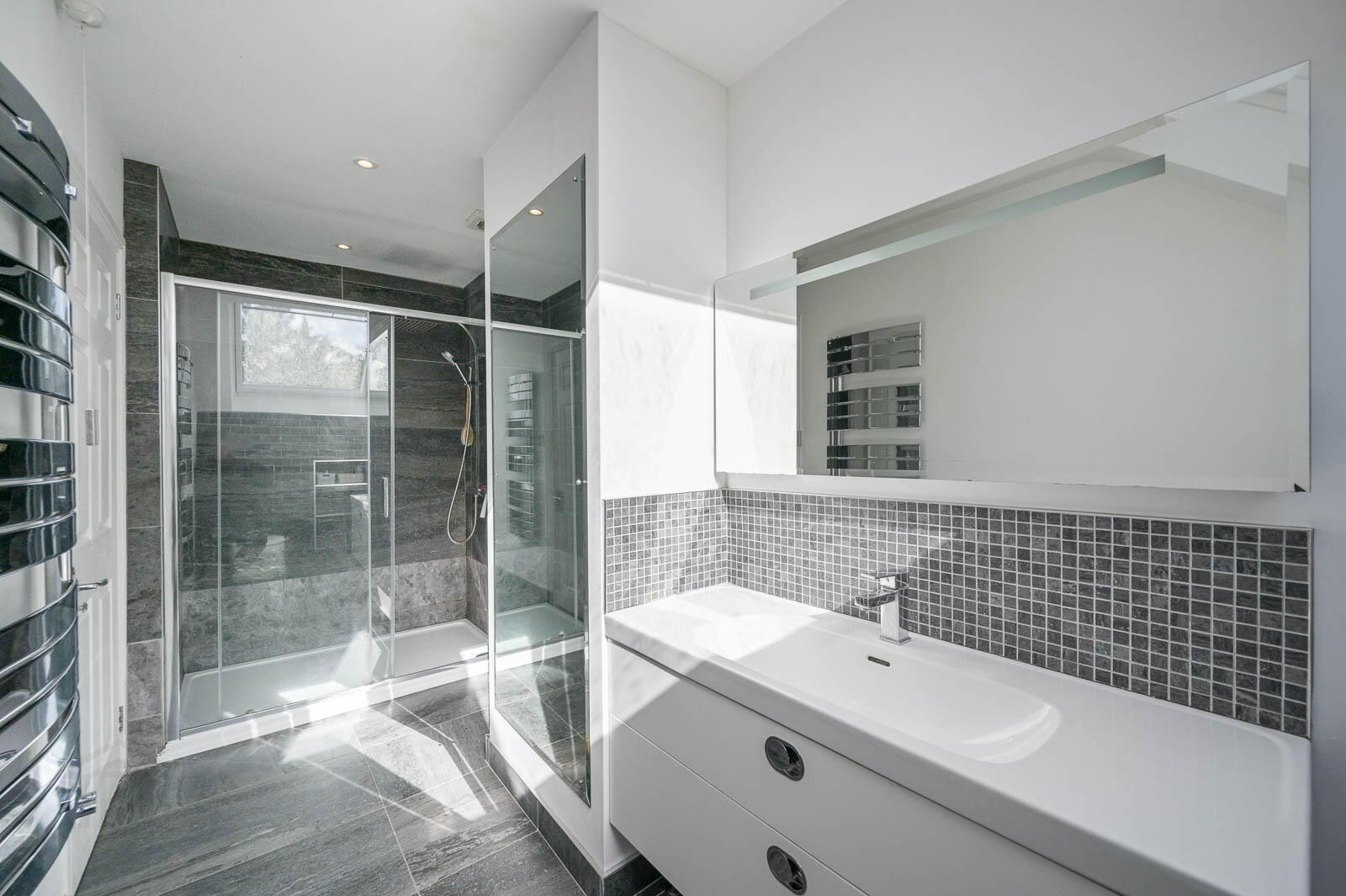 23 Belvedere Manor 27 of 31