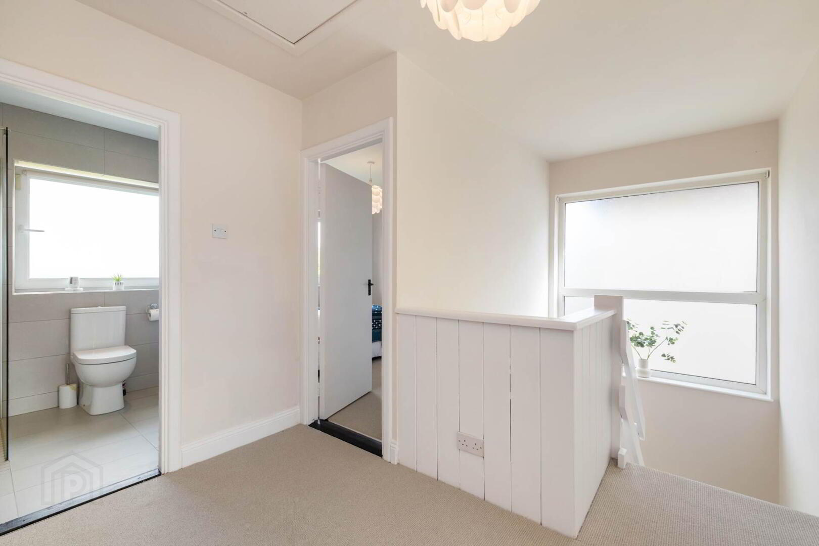 16 Grange Park 12 of 25