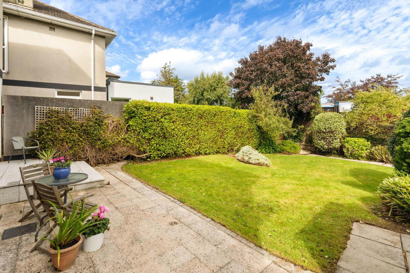 16 Grange Park 22 of 25