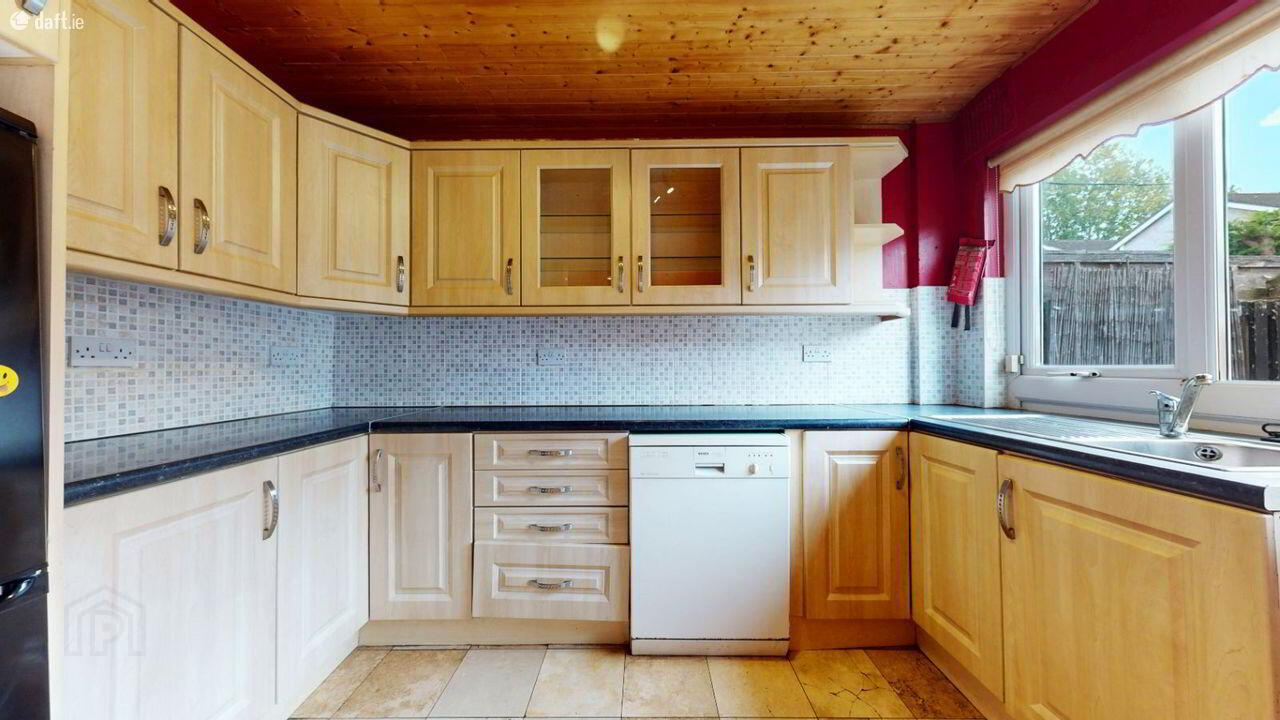 14 Castle Grove 9 of 21