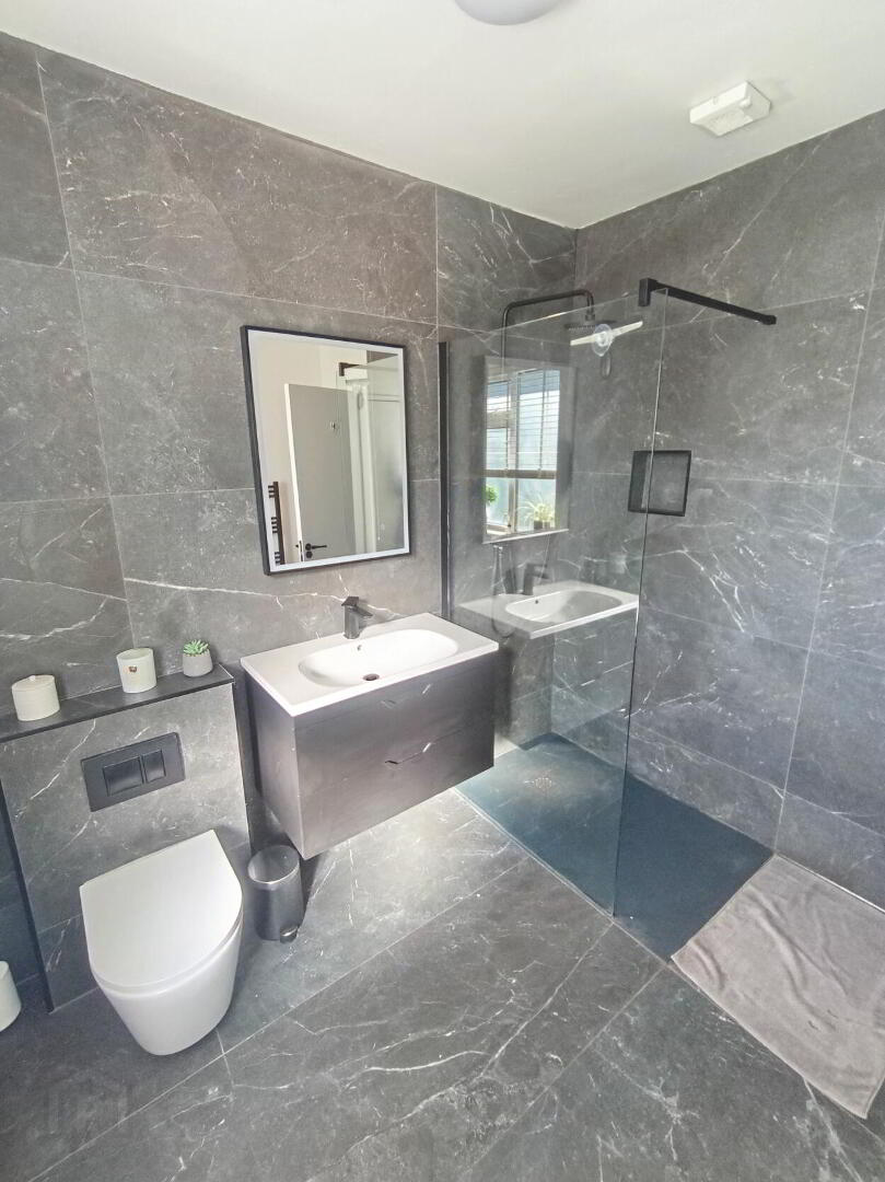 8 New Westfields 13 of 20