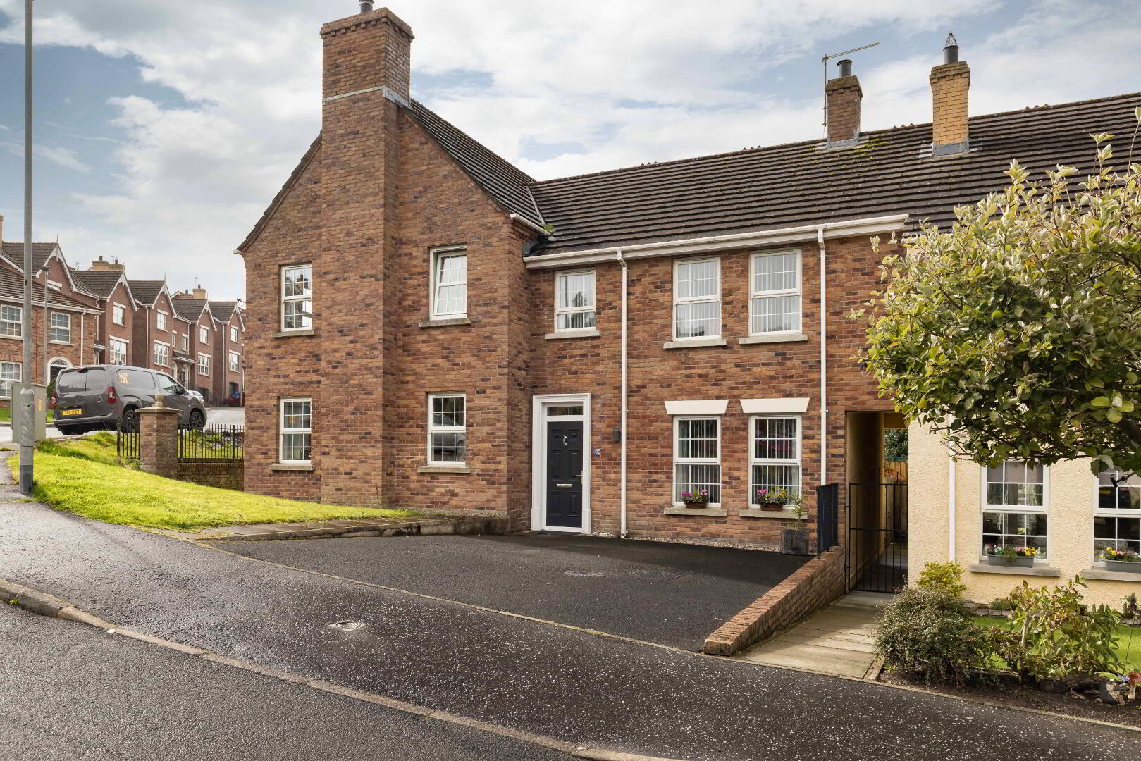 29 Bishops Hill 1 of 26