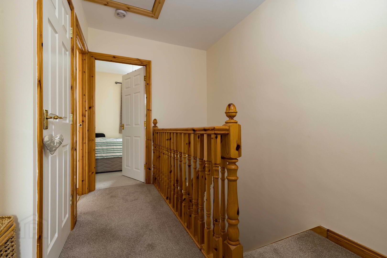 29 Bishops Hill 12 of 26