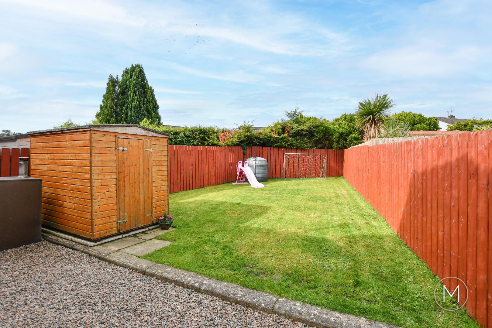 17 Castle Avenue 37 of 41