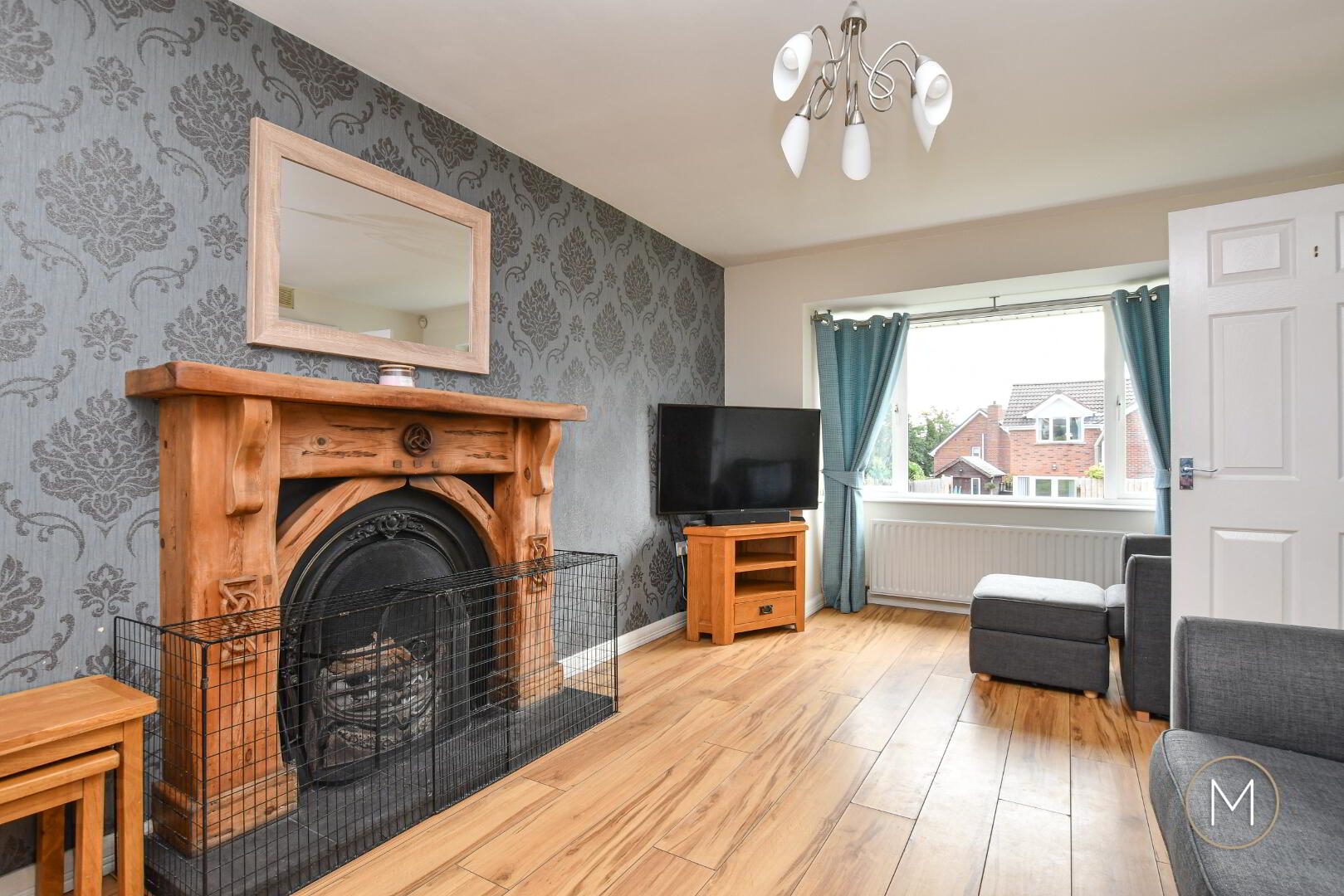 17 Castle Avenue 10 of 41