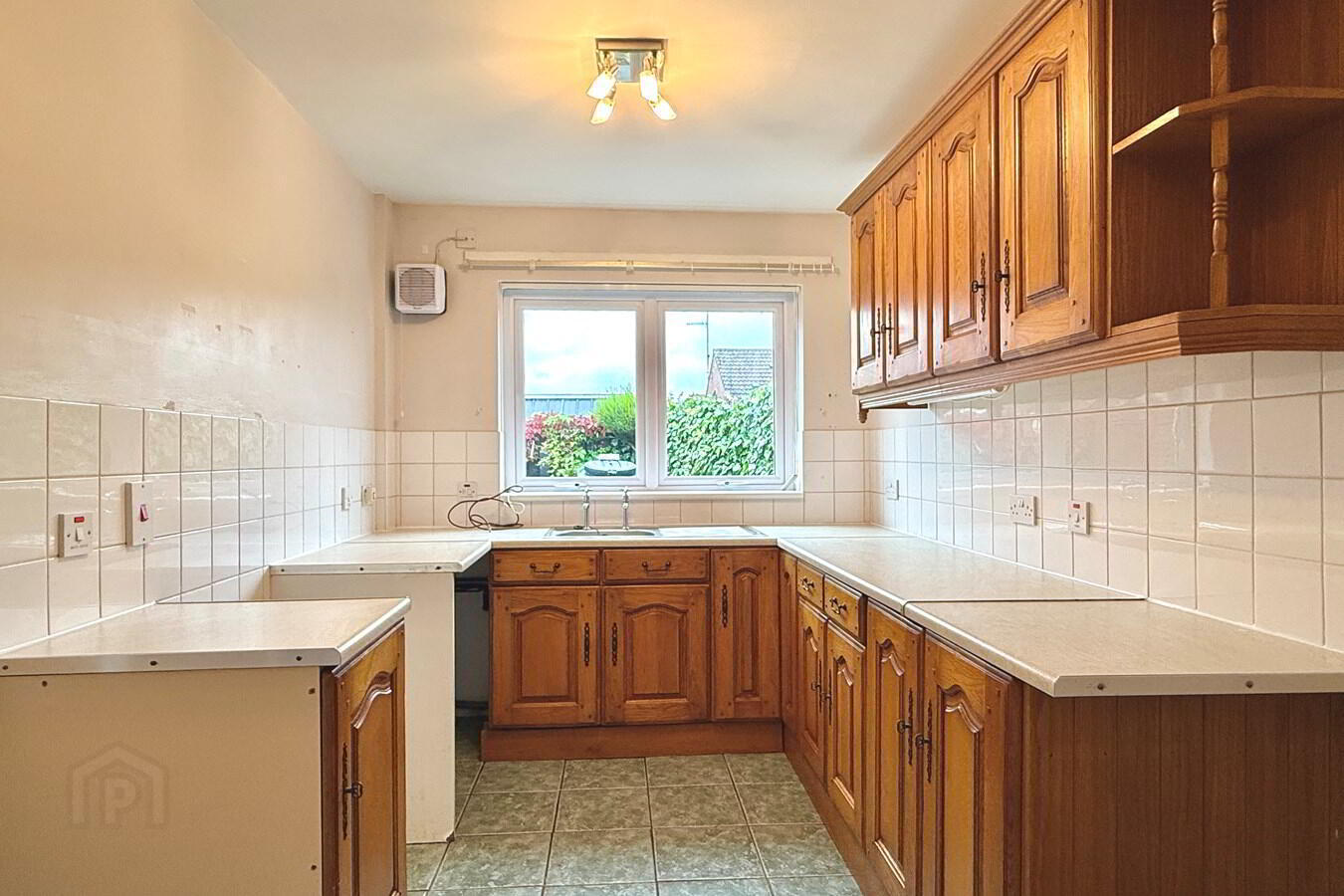 65 Granville Road 4 of 16
