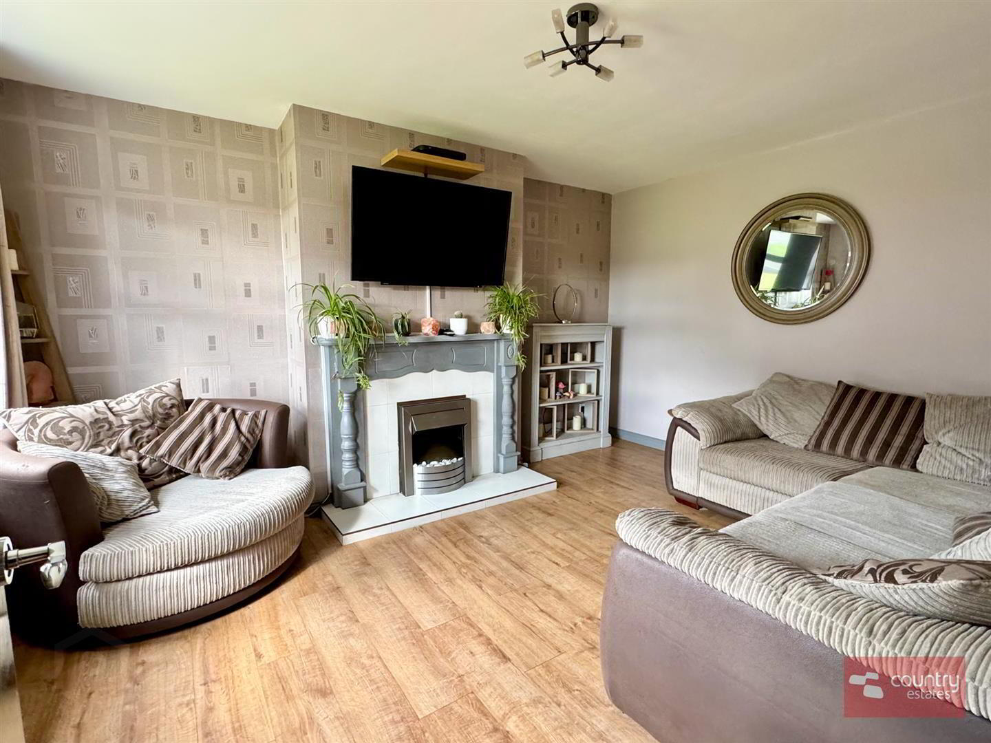 12 Douglasland 5 of 23