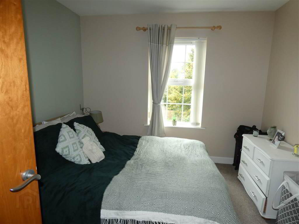 89e Leathem Square 9 of 11