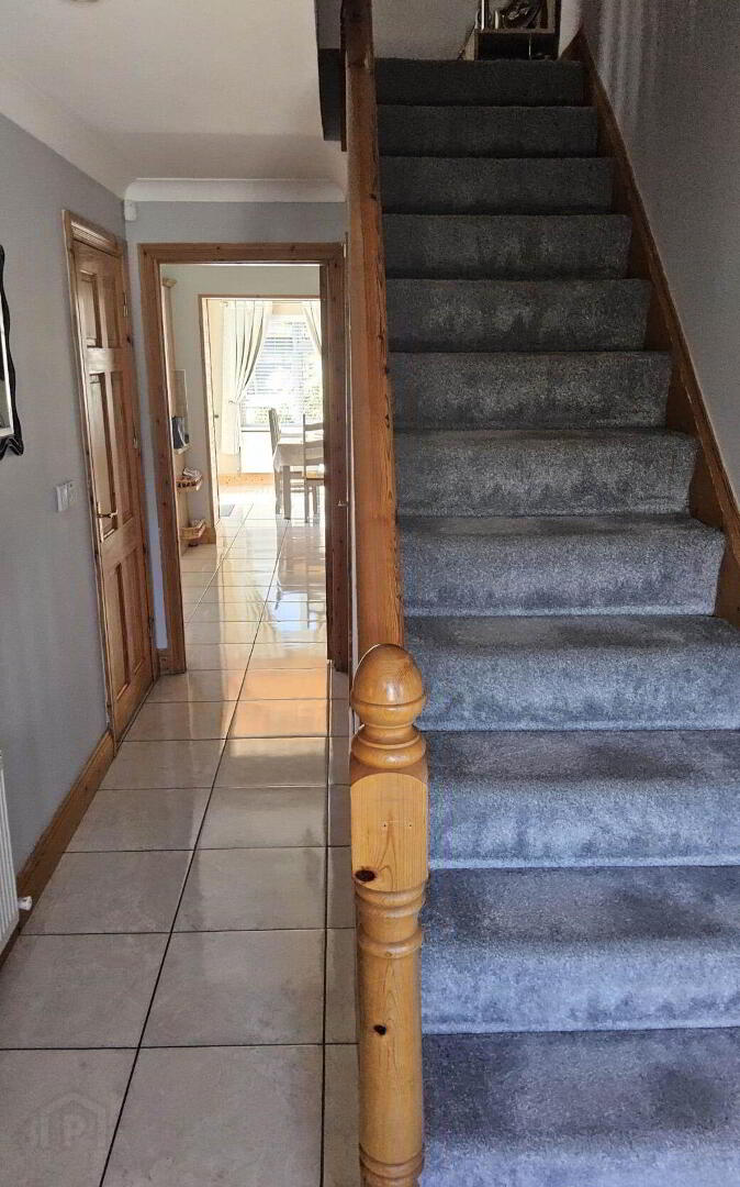11 Cyprian Avenue 2 of 19