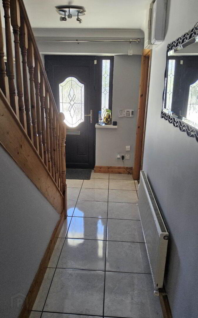 11 Cyprian Avenue 3 of 19