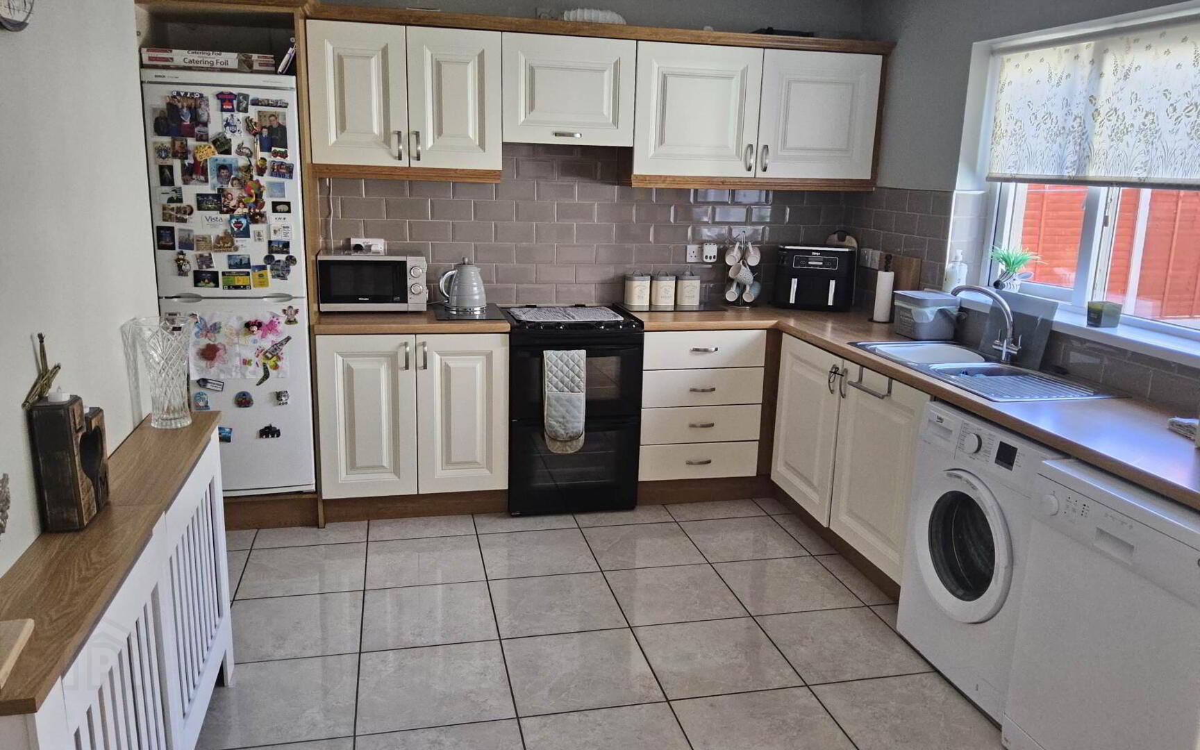 11 Cyprian Avenue 6 of 27