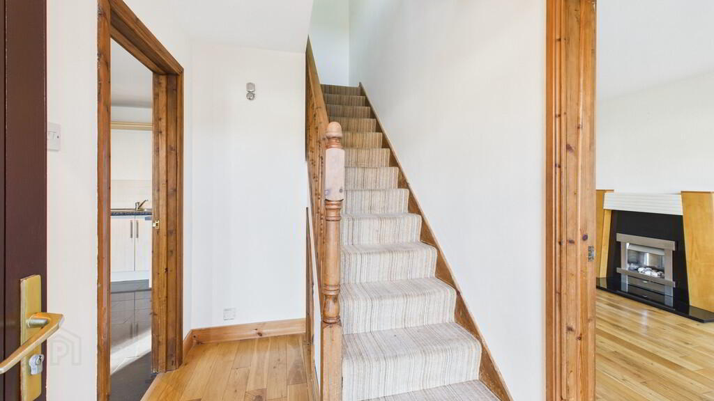 35 Brook Lane 4 of 17