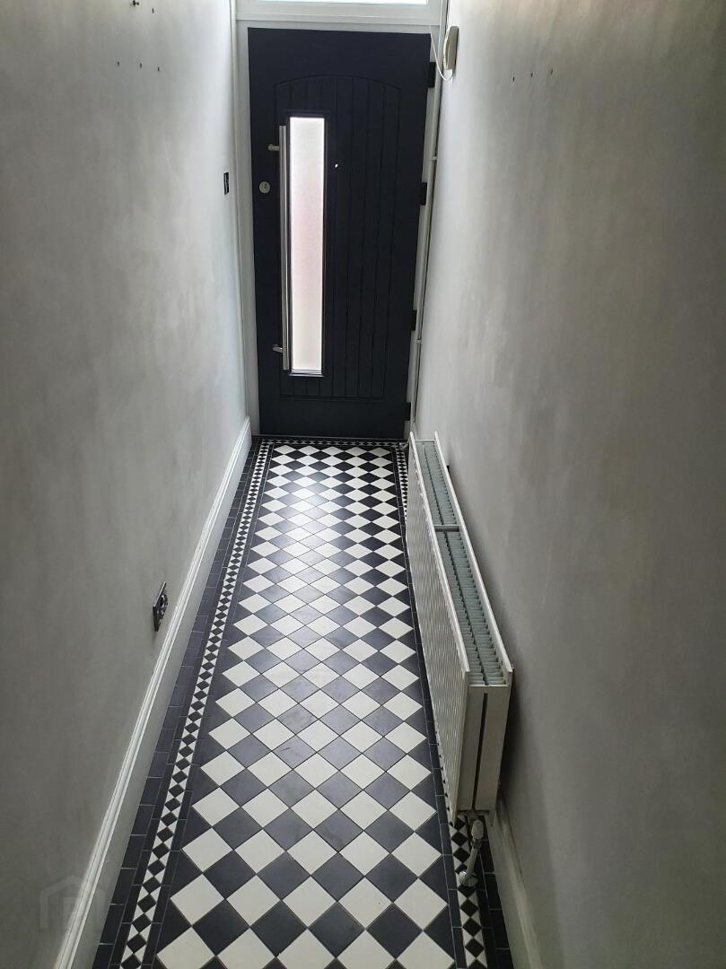 17 Charlotte Street 3 of 8