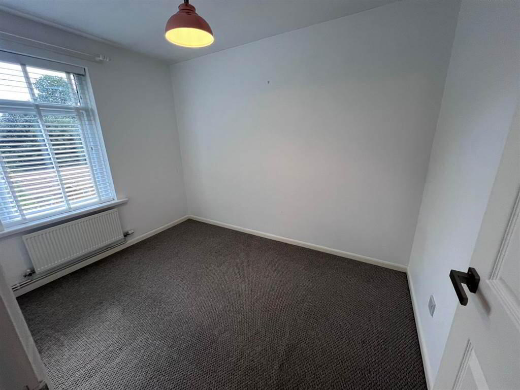 Apt 11, Oakvale Court 9 of 11